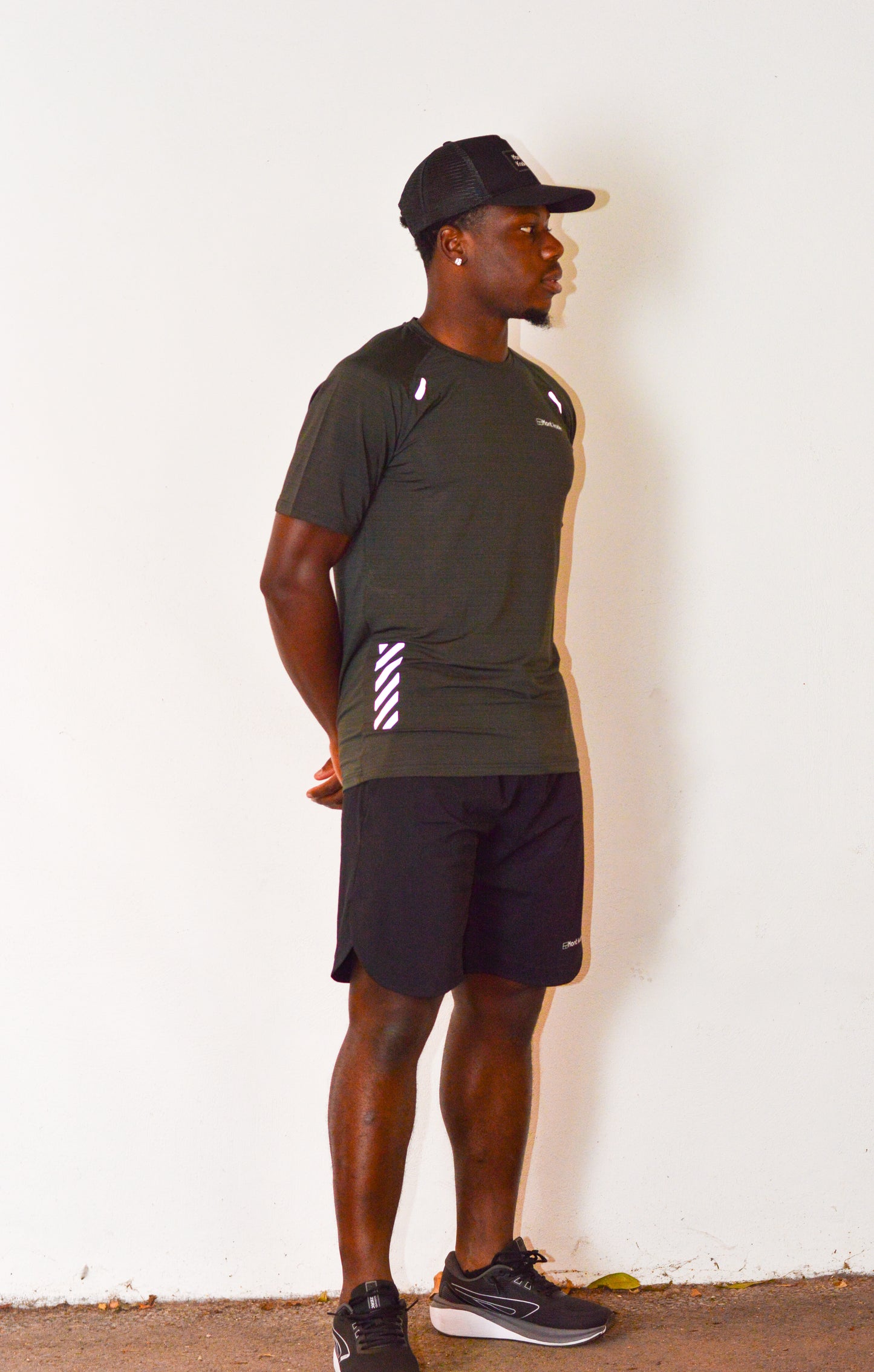 Charcoal Grey run-way set