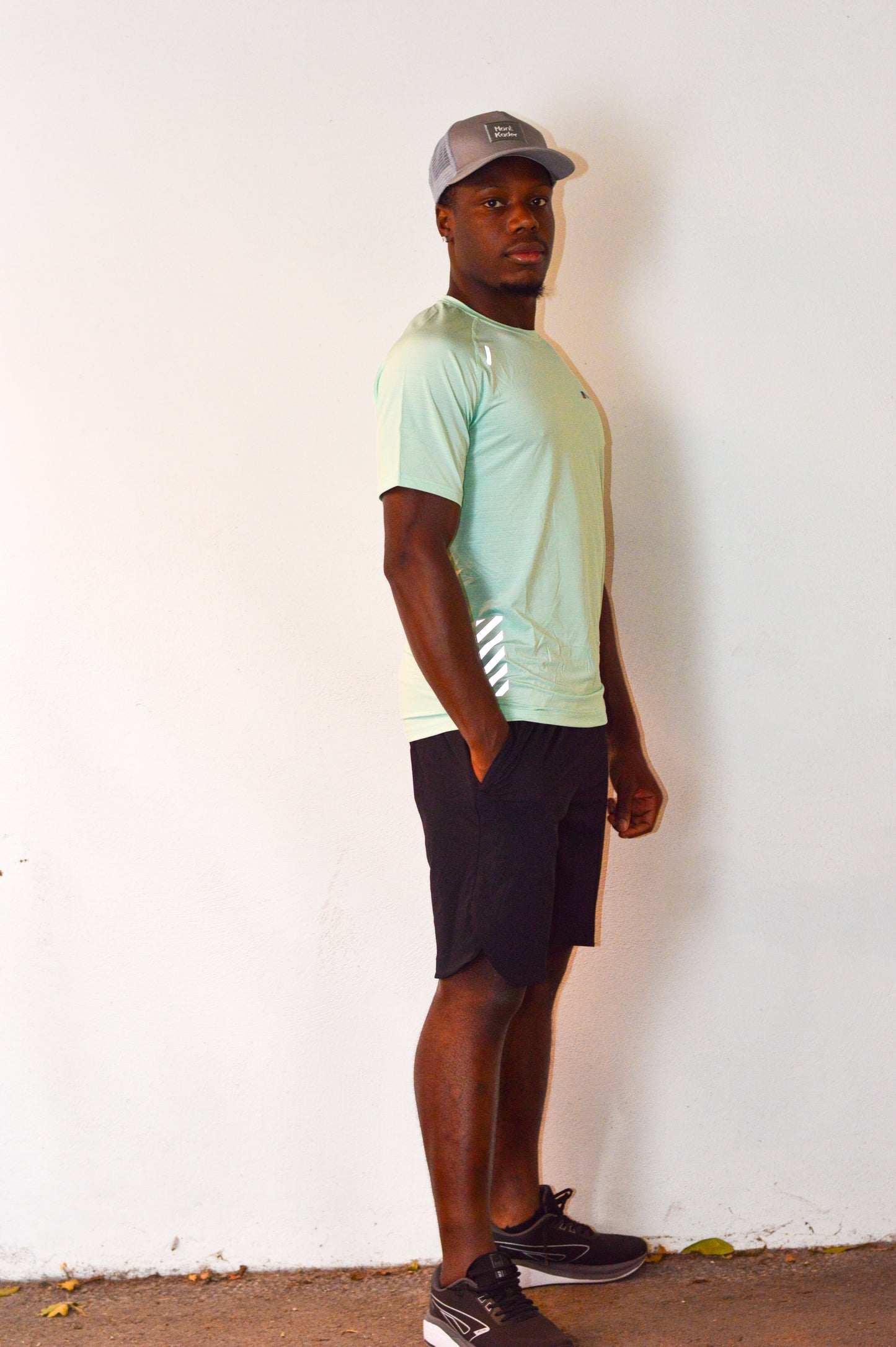 Tropical Turquoise run-way set