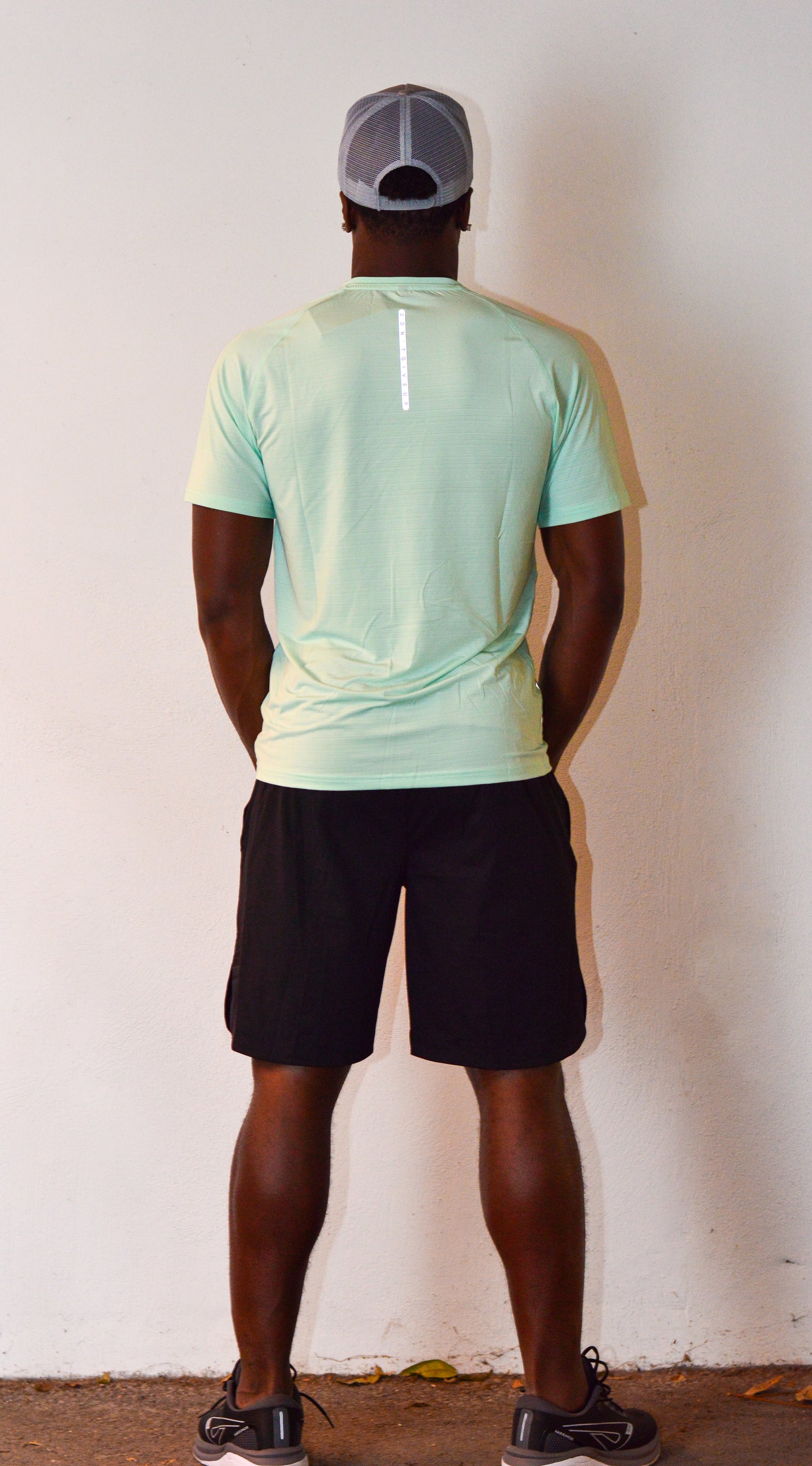 Tropical Turquoise run-way set